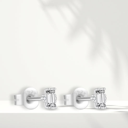 Orecchini in argento bianco